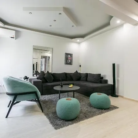 Aristotelous Amelia House